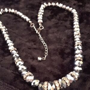 Elegant Faux Silver Pyrite Beaded Necklace. 20 +2 In Long